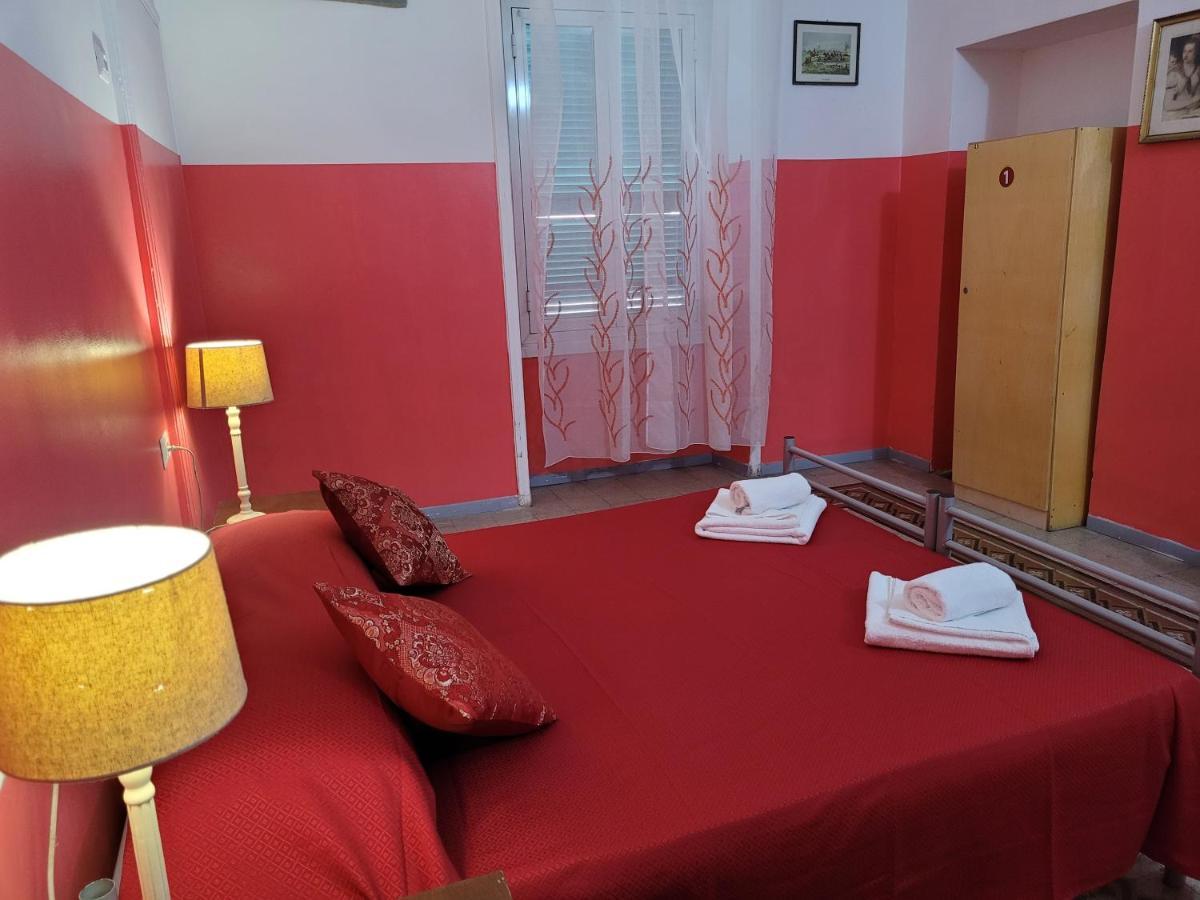 Relax On 247 Hostel Rome Exterior photo